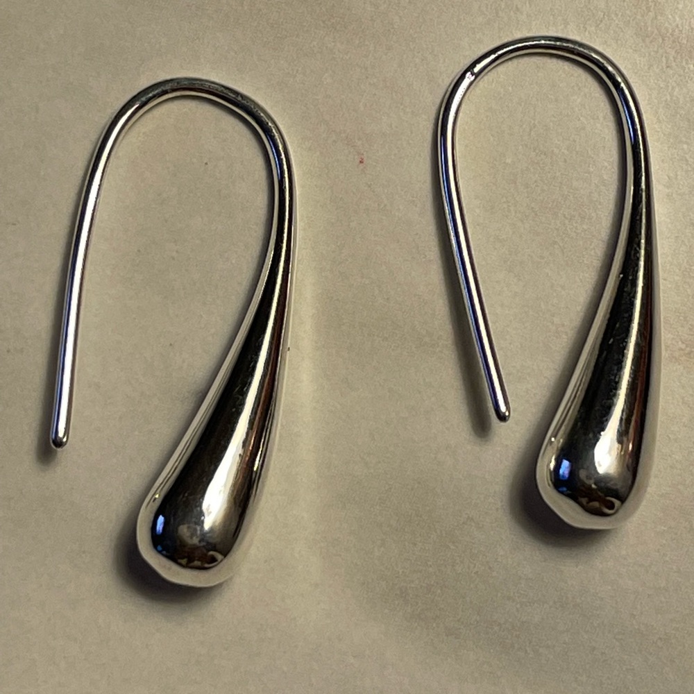 Silver Teardrop earrings